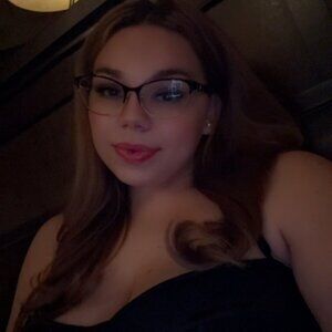 Meet your Posher, Cedes